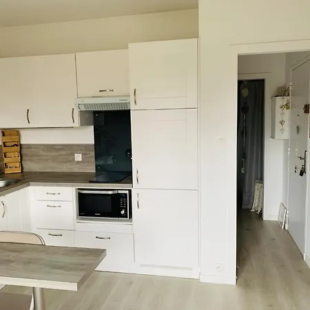 Apartment T2 A 500 M Du Port Avec Parking Prive *